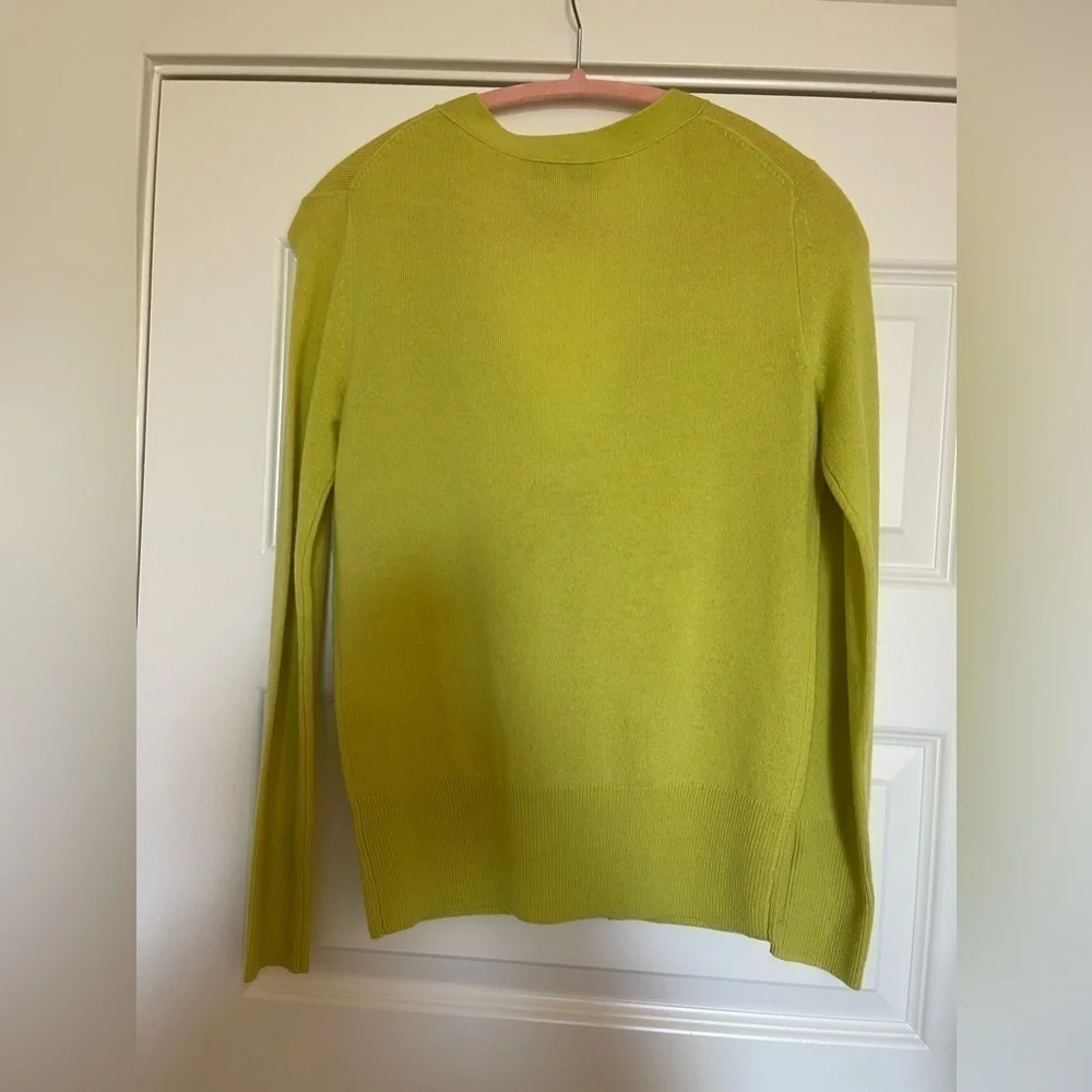 JUICY COUTURE NEON GREEN ZIPPER CARDIGAN SIZE XSMALL EUC (138)